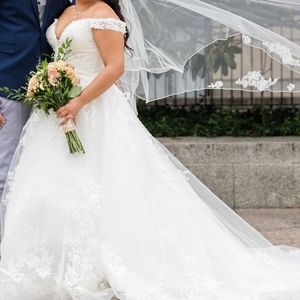 Wedding dress